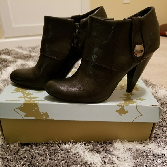 Jessica Simpson Booties - Picture 3 of 3